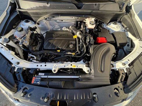 Used 2025 Chevrolet TrailBlazer LT image 32