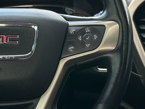 Used 2019 GMC Acadia Denali image 33