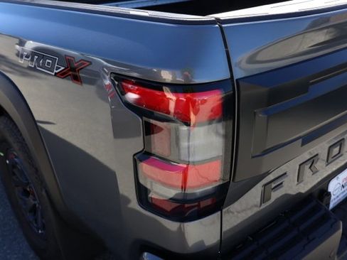 New 2026 Nissan Frontier Pro-X w/ Pro-X Convenience Package image 7