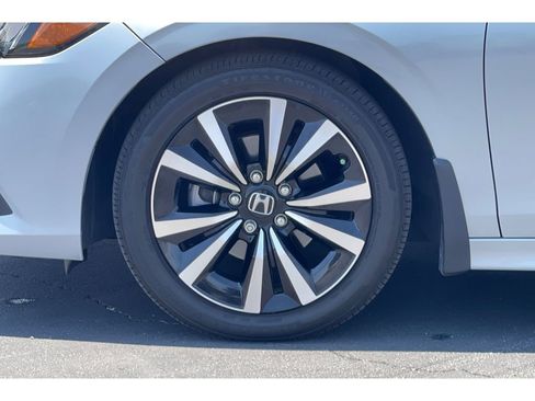 Used 2023 Honda Civic EX image 10