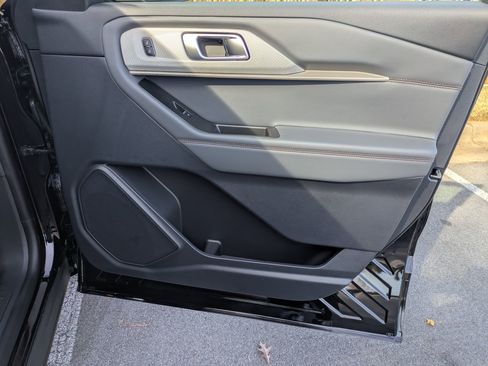 New 2026 Ford Explorer Active image 35