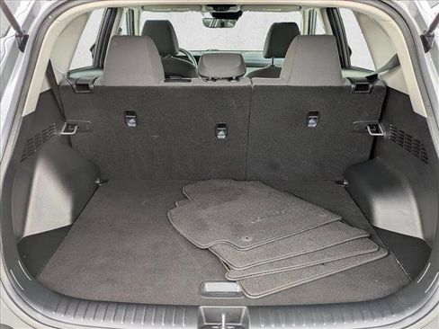 Used 2024 Kia Seltos LX image 6