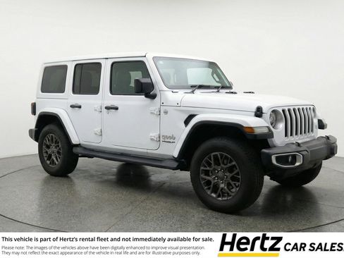 Used 2025 Jeep Wrangler Sahara image 1
