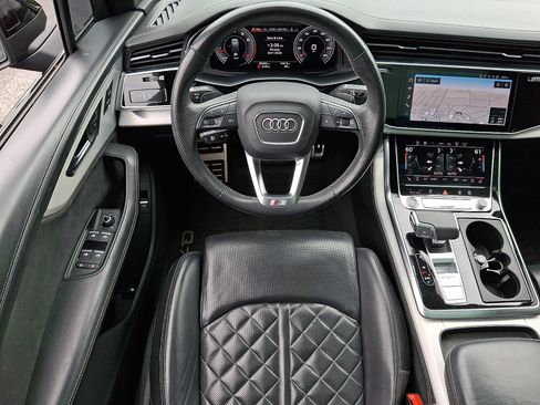 Used 2024 Audi Q7 3.0T Prestige AWD/4WD image 11