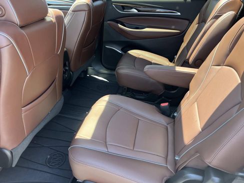 Used 2021 Buick Enclave Avenir AWD/4WD image 20