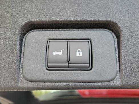 New 2026 Nissan Rogue SV image 9