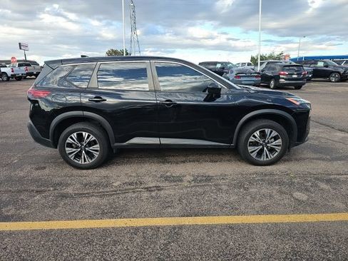 Used 2023 Nissan Rogue SV AWD/4WD image 2