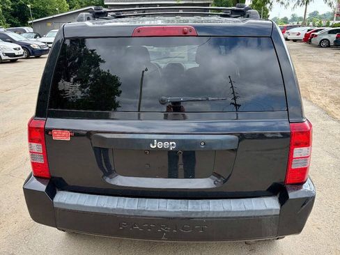 Used 2010 Jeep Patriot Sport FWD image 4