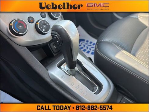Used 2020 Chevrolet Sonic Premier image 31