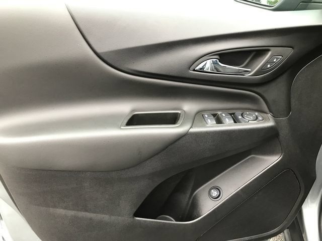 Used 2024 Chevrolet Equinox LT w/ LPO, Floor Liner Package FWD image 16