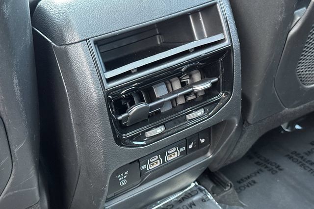 Used 2024 Jeep Grand Cherokee Limited 4xe AWD/4WD image 14