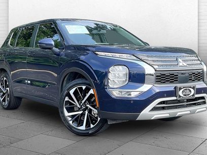 Used 2024 Mitsubishi Outlander SE