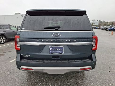 Used 2022 Ford Expedition Platinum AWD/4WD image 11