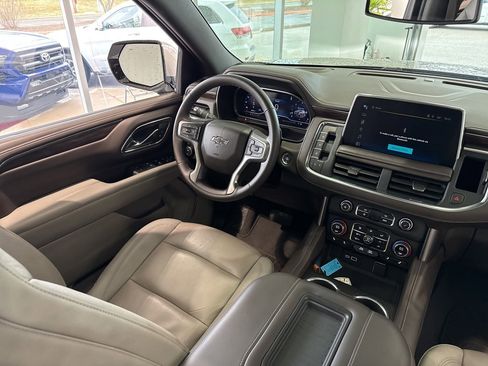 Used 2023 Chevrolet Tahoe Z71 w/ Luxury Package image 56