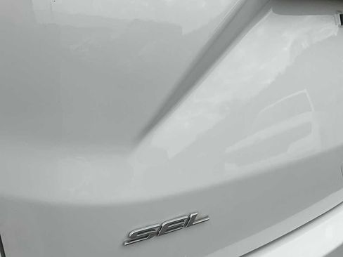 Used 2023 Ford Edge SEL w/ Convenience Package image 15