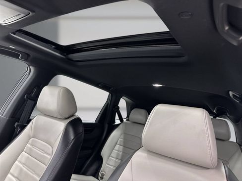 Used 2025 Honda CR-V Sport Touring image 17