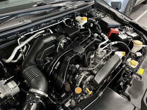 Used 2021 Subaru Crosstrek 2.5i Sport w/ Moonroof Package image 33