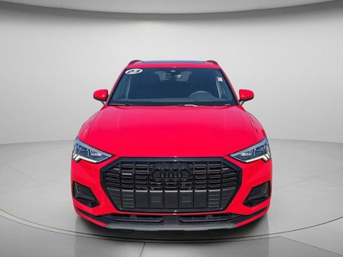 Used 2023 Audi Q3 2.0T Premium w/ Convenience Package AWD/4WD image 4
