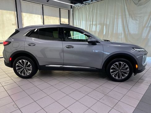 Used 2025 Buick Envision Preferred AWD/4WD image 3