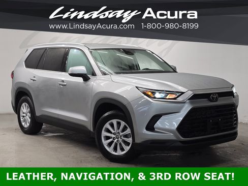 Used 2024 Toyota Grand Highlander XLE image 1