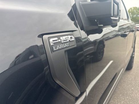 Used 2023 Ford F150 Lariat w/ Equipment Group 502A High AWD/4WD image 9