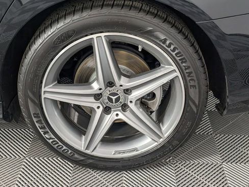 Used 2018 Mercedes-Benz E 300 image 8