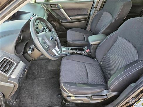 Used 2018 Subaru Forester 2.5i w/ Alloy Wheel Package image 15