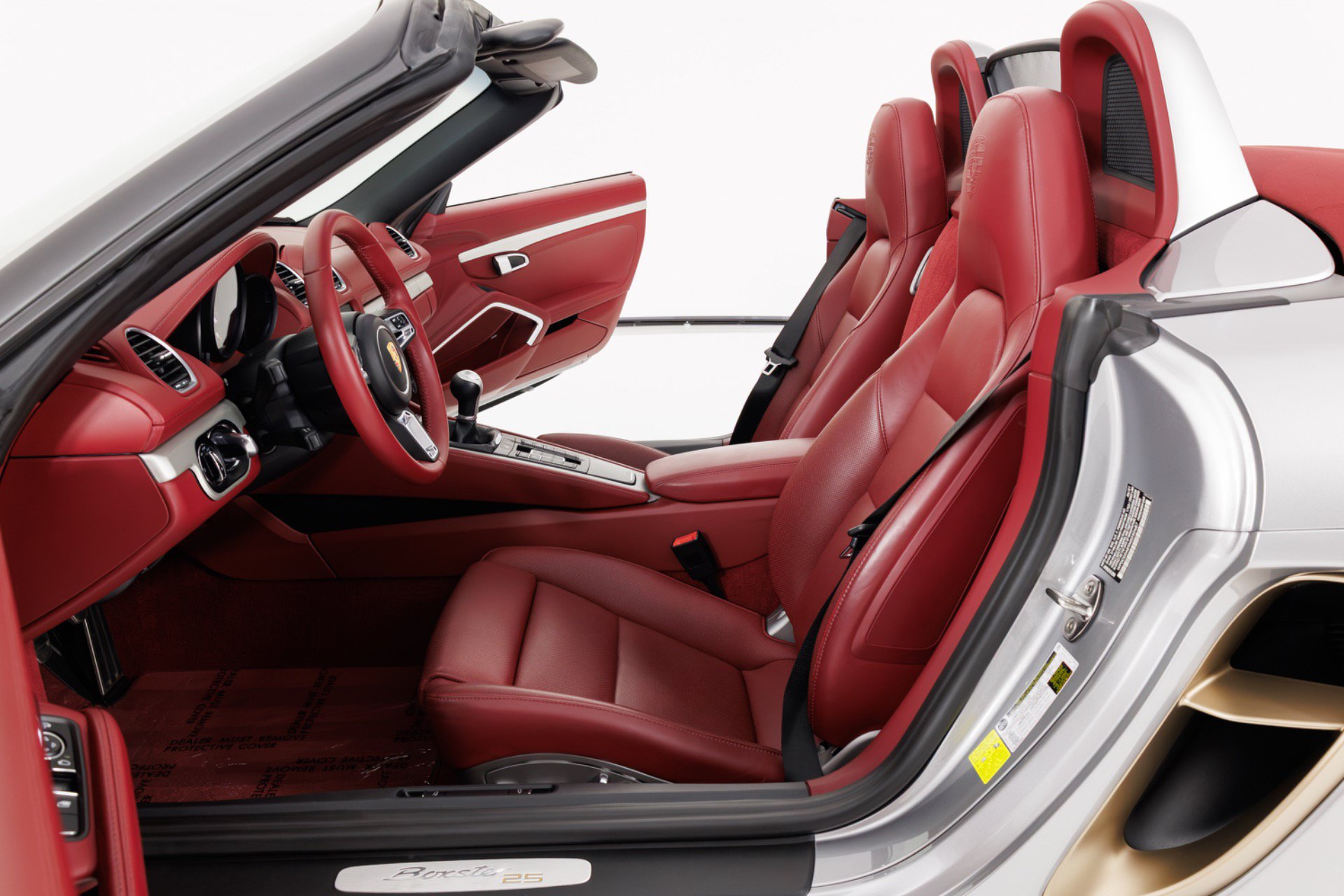 Used 2021 Porsche 718 Boxster RWD image 16