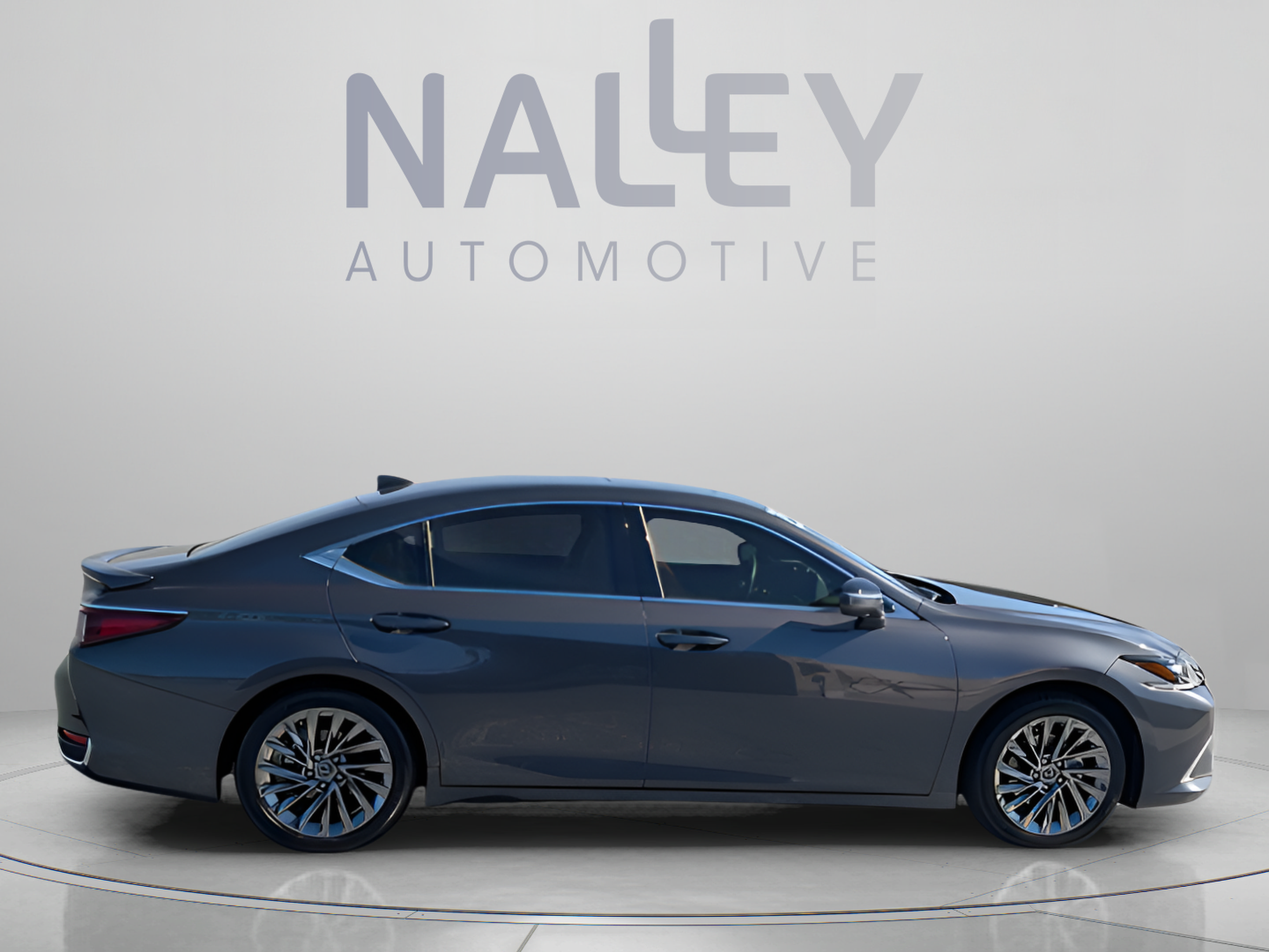 Certified 2025 Lexus ES 300h Ultra Luxury w/ Accessory Package (Z2) FWD image 6