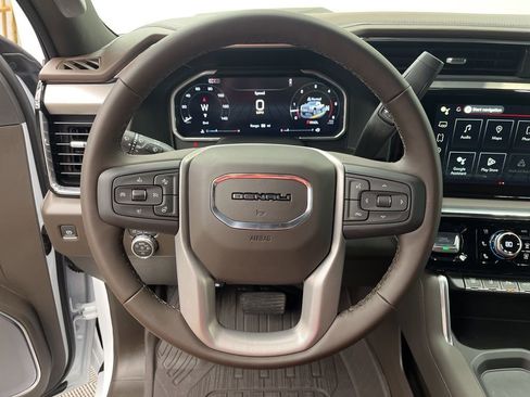 New 2026 GMC Sierra 2500 Denali w/ Denali Reserve Package image 14