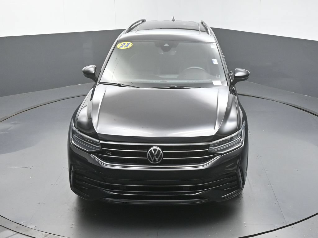 Used 2023 Volkswagen Tiguan SE R-Line FWD image 42