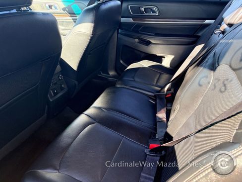 Used 2016 Ford Explorer Limited image 7