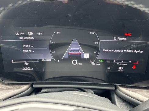 Used 2025 Audi Q5 Premium Plus w/ Premium Plus image 23