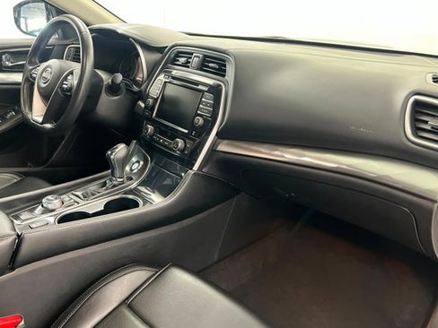 Used 2023 Nissan Maxima SV w/ Floor Mat Group image 23
