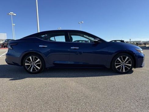 Used 2023 Nissan Maxima SV w/ Floor Mat Group image 9