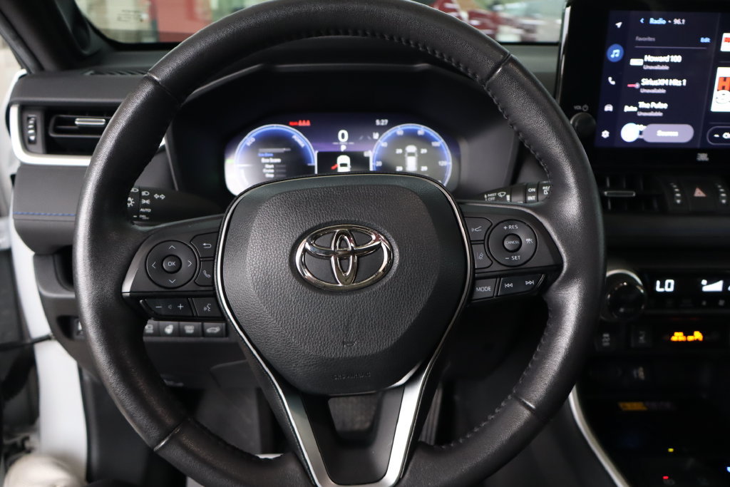 Used 2023 Toyota RAV4 XSE AWD/4WD image 19