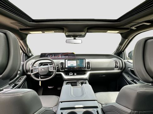 New 2026 Ford Expedition Max Platinum AWD/4WD image 16