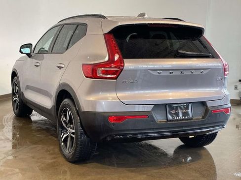 Used 2026 Volvo XC40 B5 Core w/ Climate Package image 6
