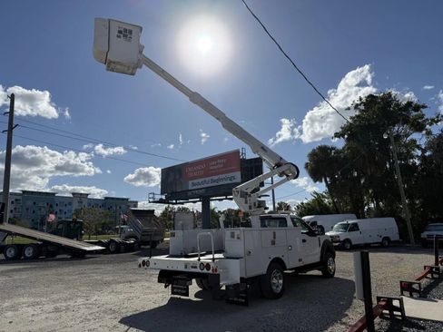 Used 2017 Ford F550 2WD Regular Cab Super Duty w/ Snow Plow Prep Package image 7