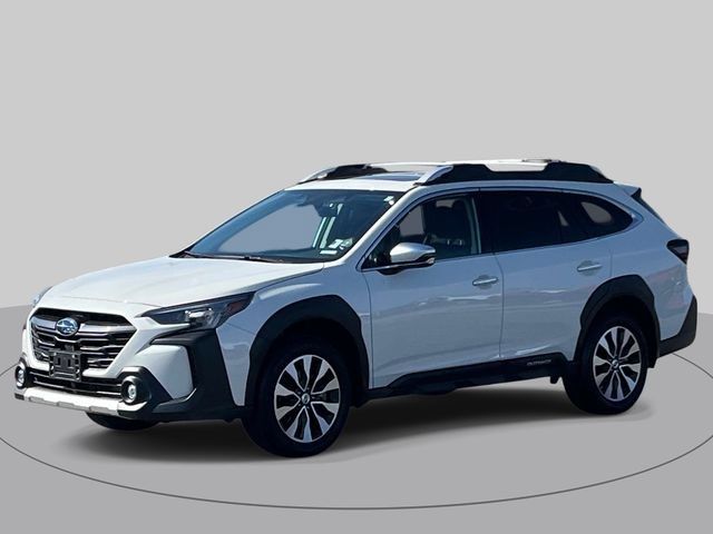 Used 2025 Subaru Outback Touring XT w/ Tech Package 3 AWD/4WD image 8