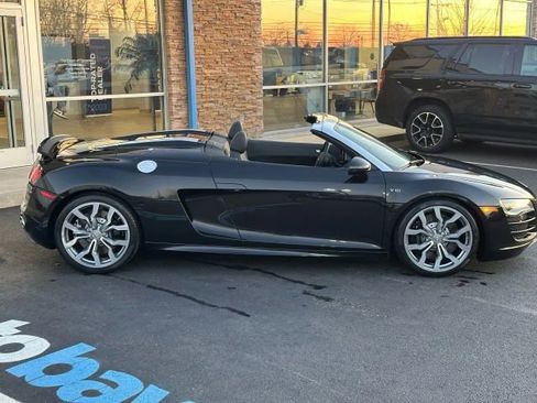 Used 2011 Audi R8 V10 image 15