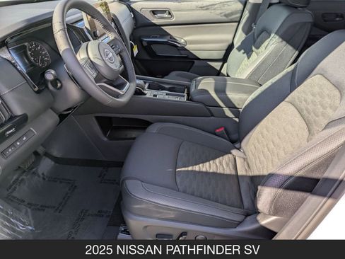New 2025 Nissan Pathfinder SV image 14