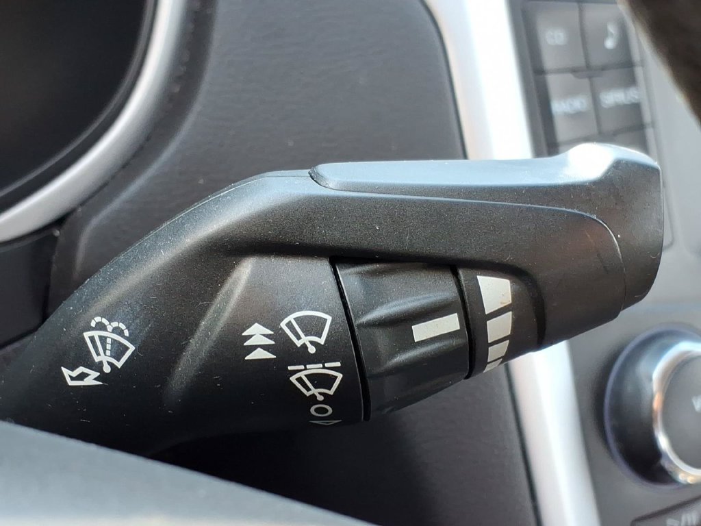 Used 2014 Ford Fusion SE FWD image 24