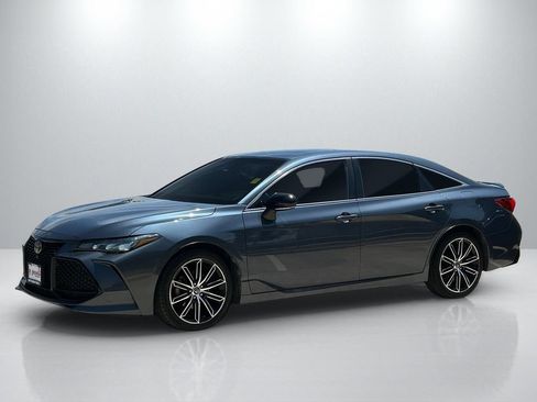 Used 2019 Toyota Avalon XSE FWD image 8