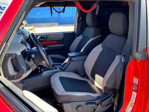 Used 2022 Ford Bronco Wildtrak image 24