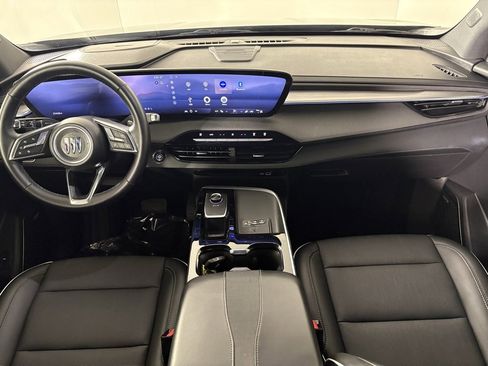 Used 2025 Buick Enclave Preferred image 34