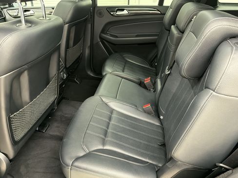 Used 2019 Mercedes-Benz GLS 450 4MATIC image 24