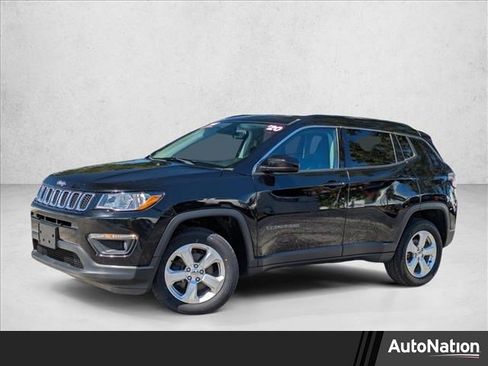 Used 2020 Jeep Compass Latitude w/ Cold Weather Group image 1