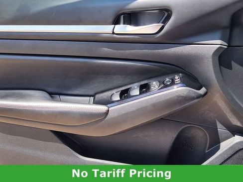 Used 2024 Nissan Altima 2.5 SR FWD image 23