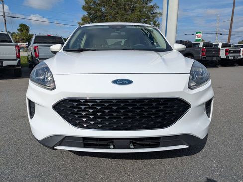 Used 2020 Ford Escape SE FWD image 9